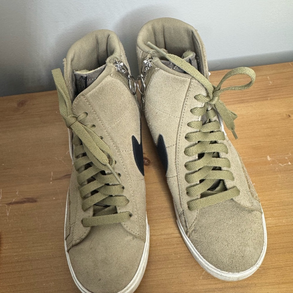Nike High-Top Sneakers - Olive and Black - Picture 4 of 5